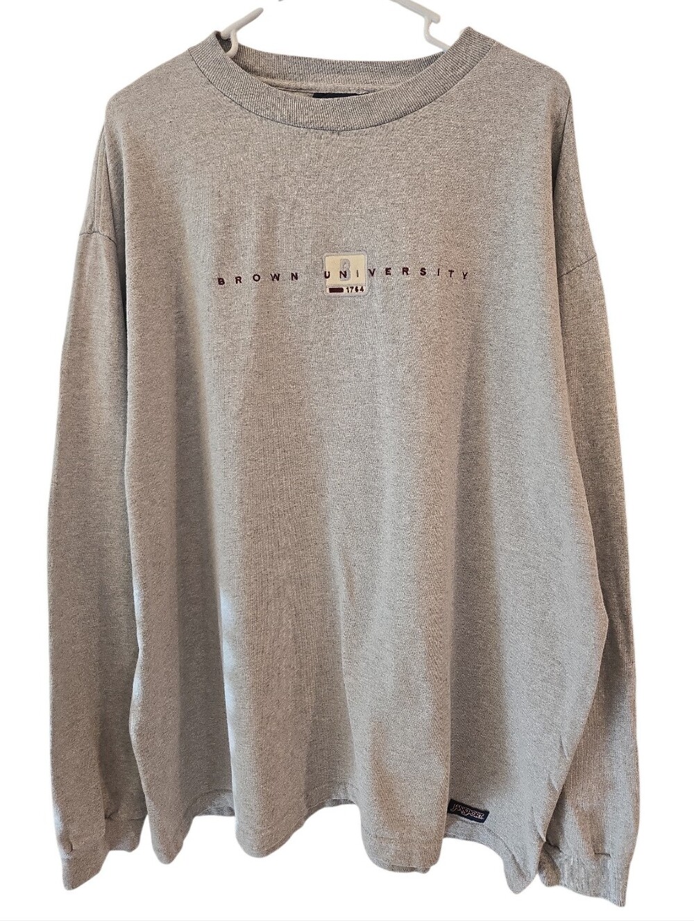 VTG JANSPORT BROWN UNIVERSITY HEAVYWEIGHT LONG-SLEEVE T-SHIRT. SIZE XL.